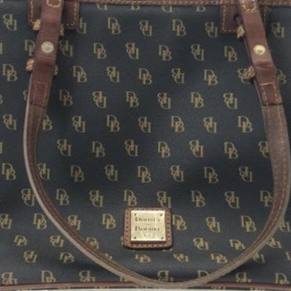 Dooney And Bourke Gretta Small Leisure Shopper Tote‎ Smoke Grey
